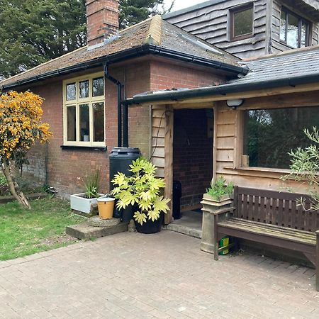 Woodland Retreat, Market Lane, Blundeston, Lowestoft Extérieur photo