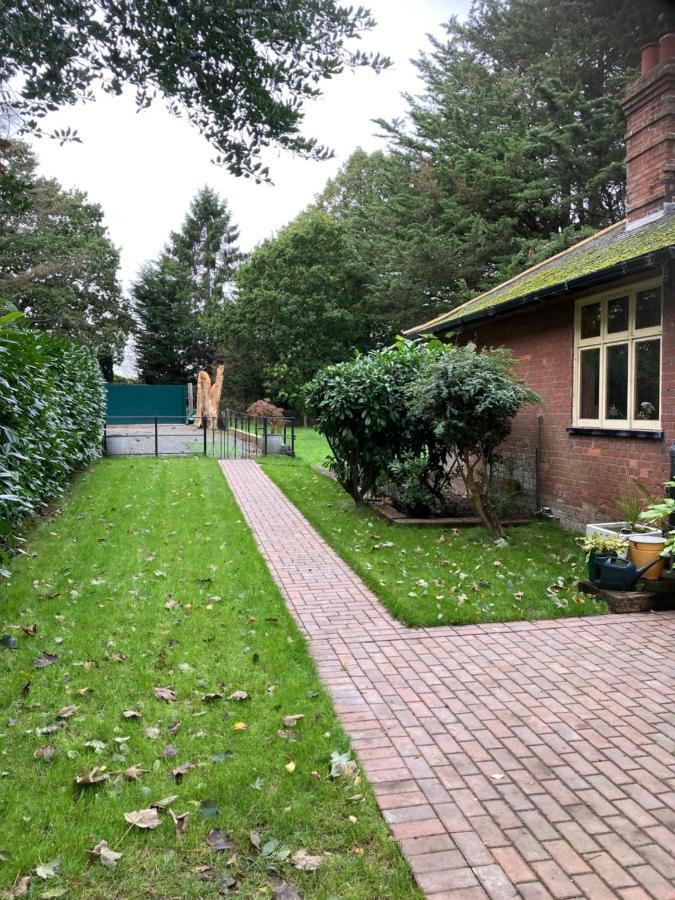 Woodland Retreat, Market Lane, Blundeston, Lowestoft Extérieur photo